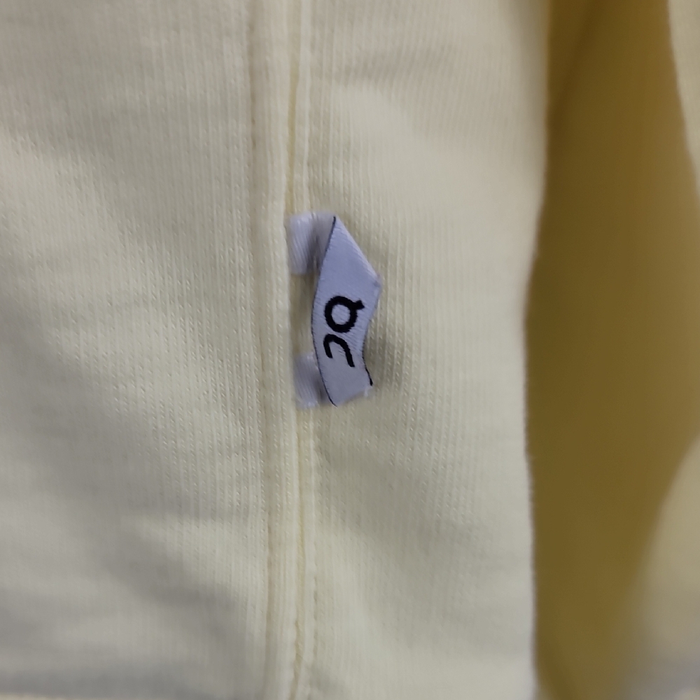 On Running Men's Soft Yellow Crewneck Sweater - Picture 4 of 7